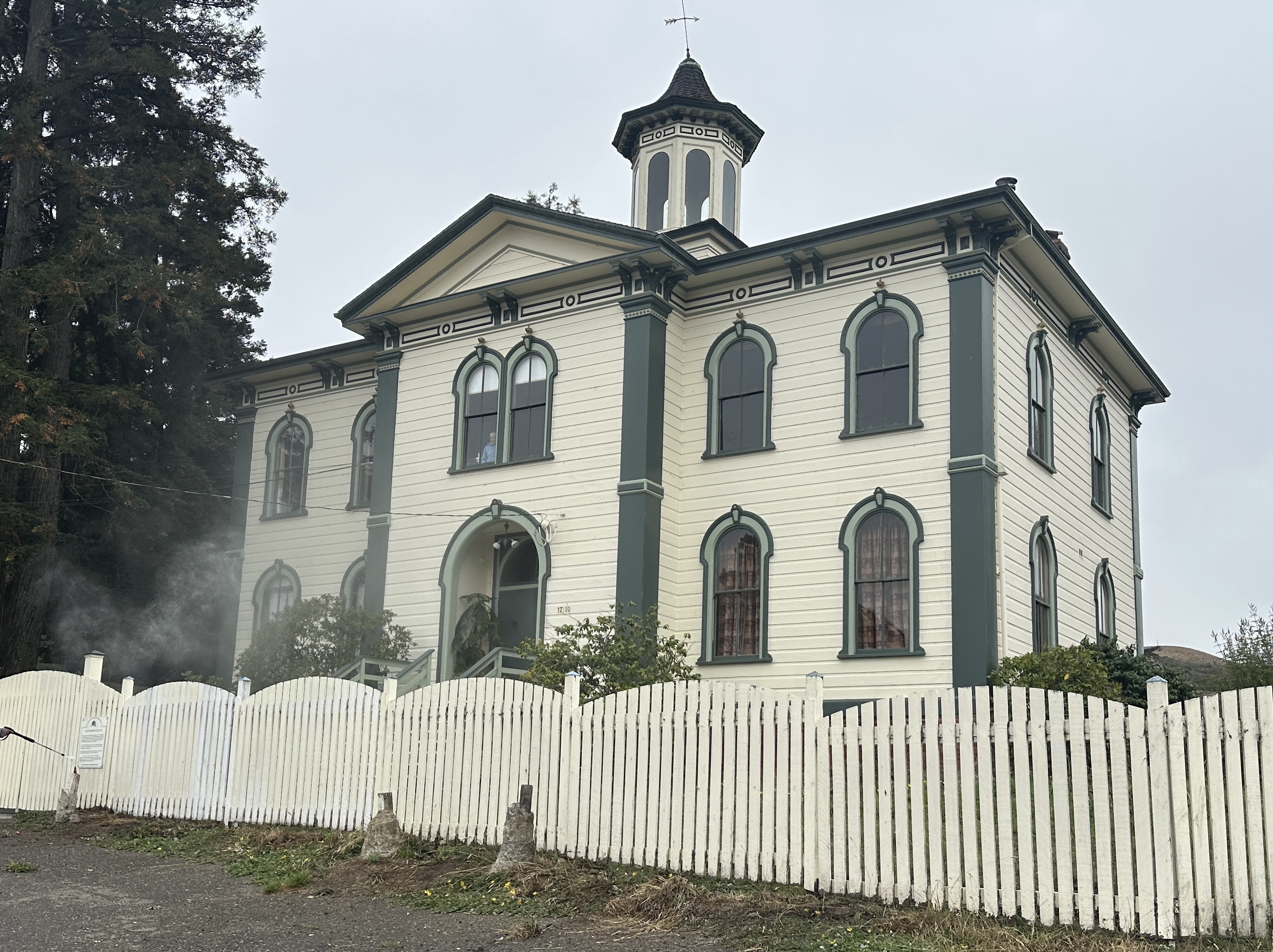 Remember all those kids running from the schoolhouse while being attacked by birds? This is the schoolhouse (now a private residence).